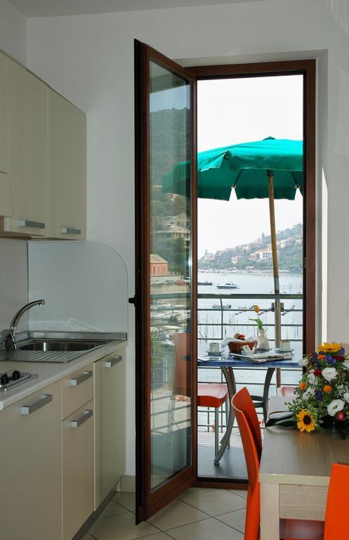 Hotel Residence Le Terrazze Porto Venere Chambre photo