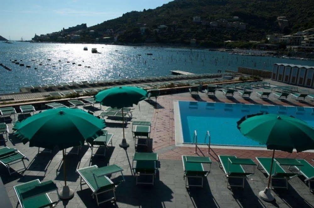 Hotel Residence Le Terrazze Porto Venere Extérieur photo